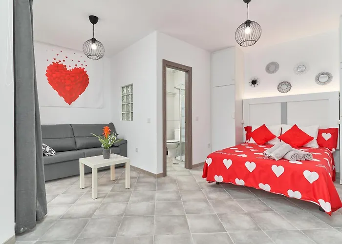 Nerja Boutique B3 Sweet Corner